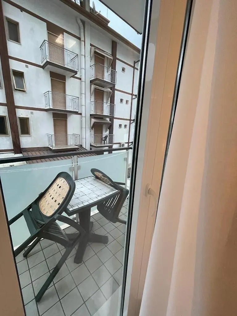 Hotel & Aparthotel Carinthia S Lido di Jesolo 3*,