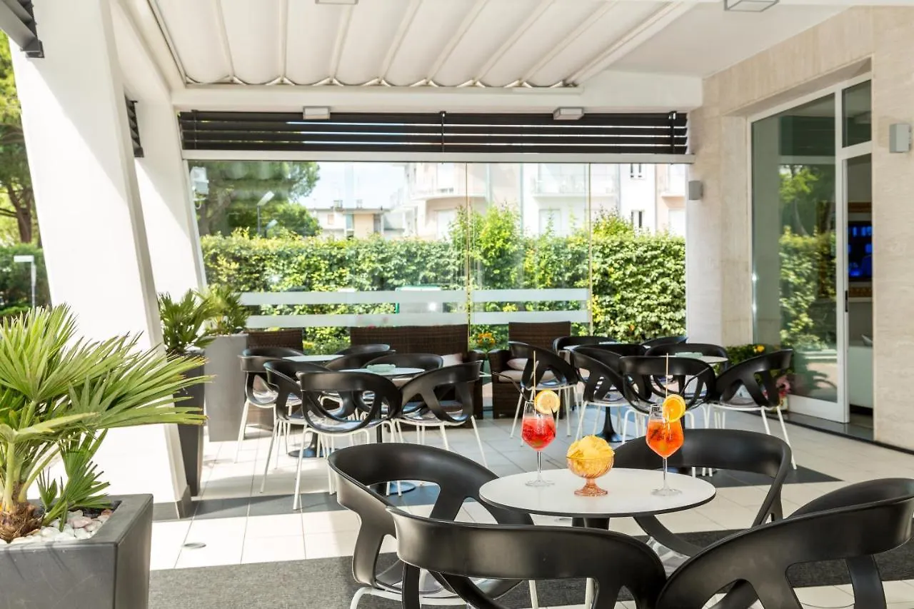 Hotel & Aparthotel Carinthia S Lido di Jesolo