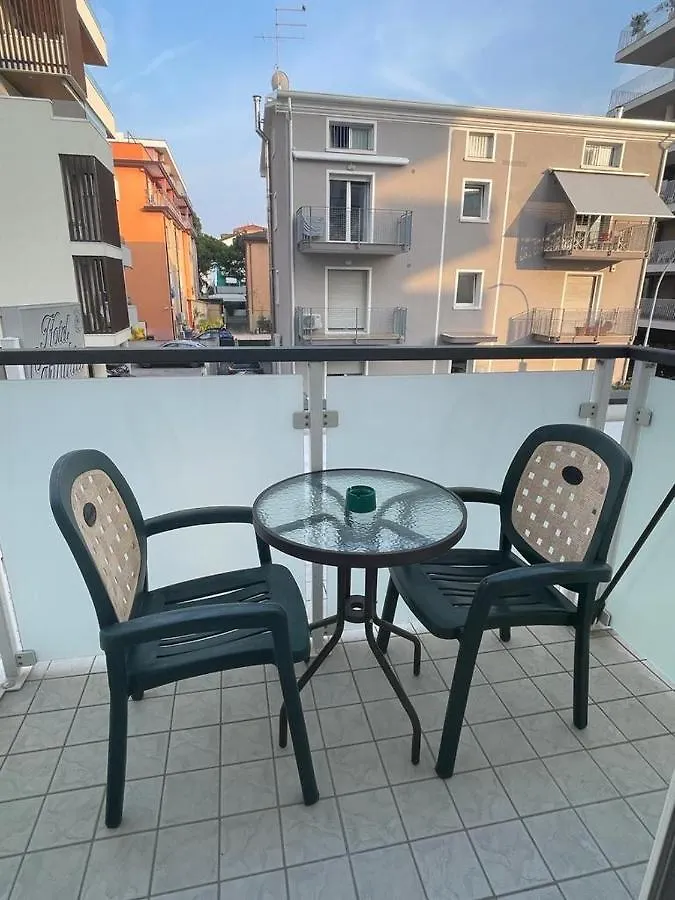 Hotel & Aparthotel Carinthia S Lido di Jesolo 3*,  Italien