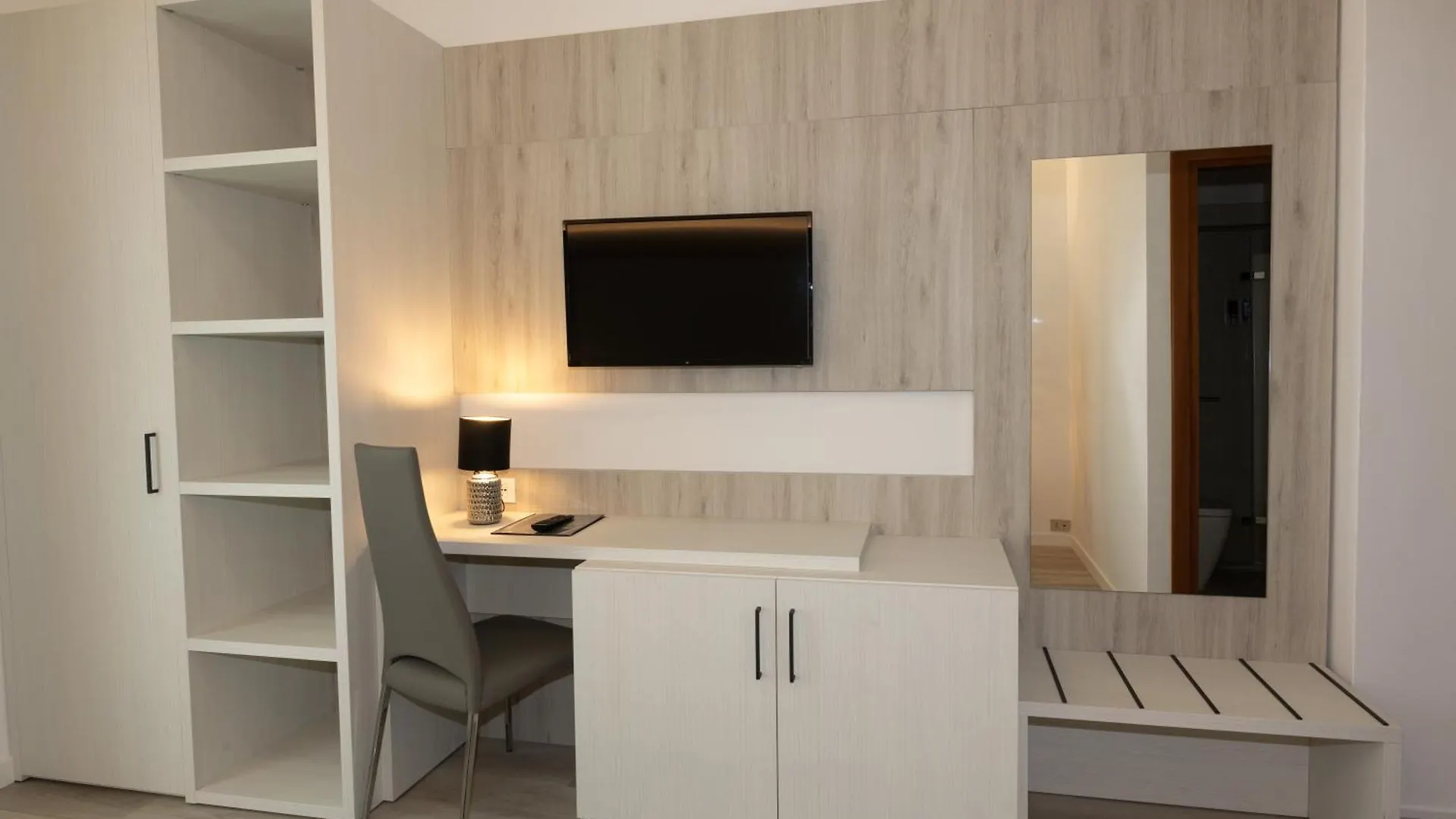 Hotel & Aparthotel Carinthia S Lido di Jesolo
